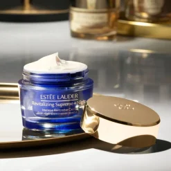Revitalizing Supreme+ Night Intensive Restorative Creme rewitalizujący krem przeciwzmarszczkowy na noc 50ml